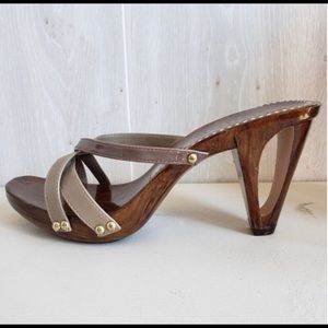 Italian Shoemakers Wooden Slip-On Heels Size 9.5